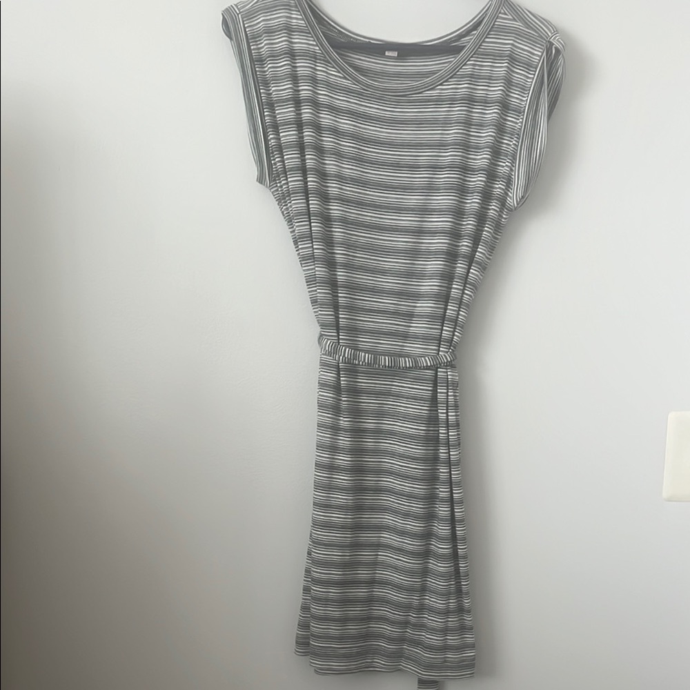 LOFT Gray and White Soft Midi Dress
